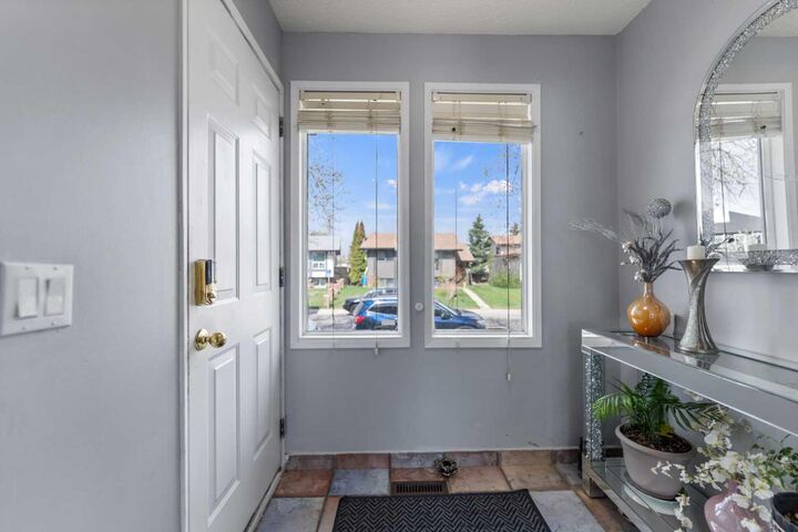 Property Photo: 35 Templemont Drive NE AB T1Y 4Z5