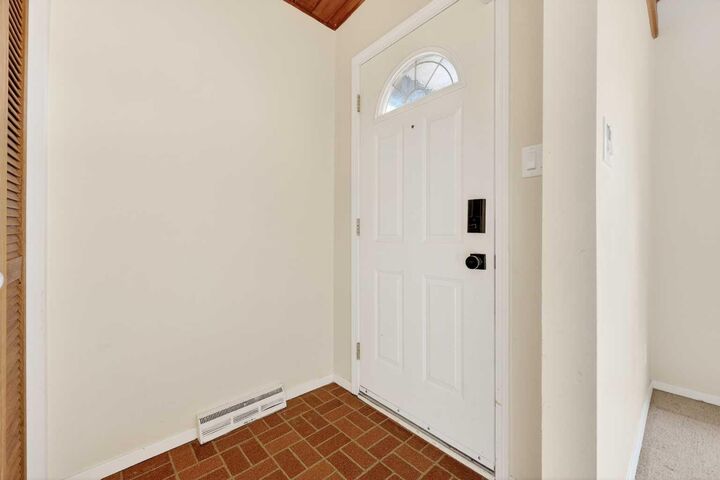 Property Photo: 920 87 Avenue SW AB T2V 0W1