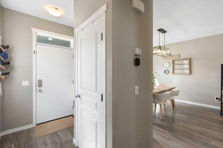 Property Photo:  7 Masters Square SE  AB T3M 2N3 