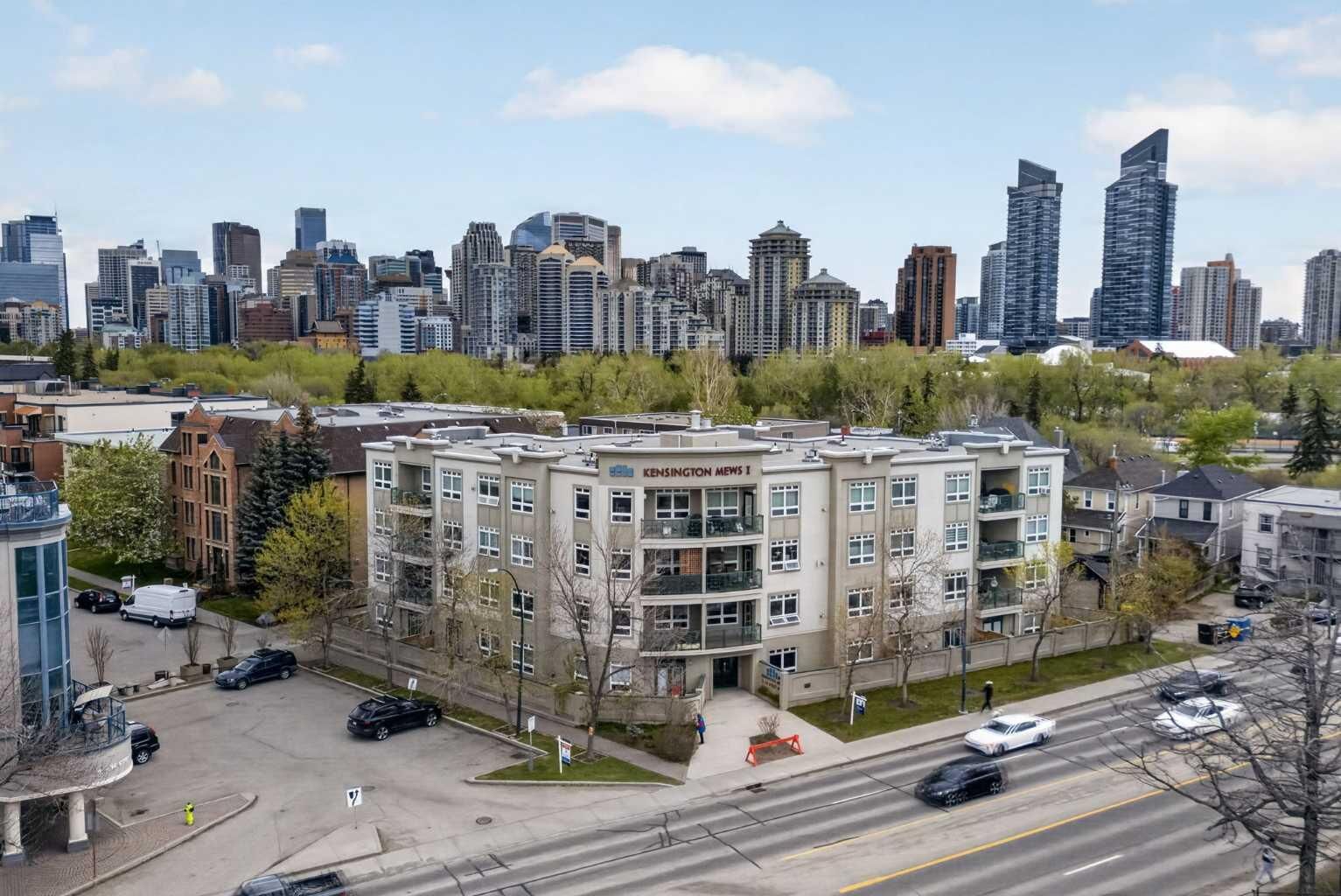 Property Photo:  2 14 Street NW 205  AB T2N 1Z4 