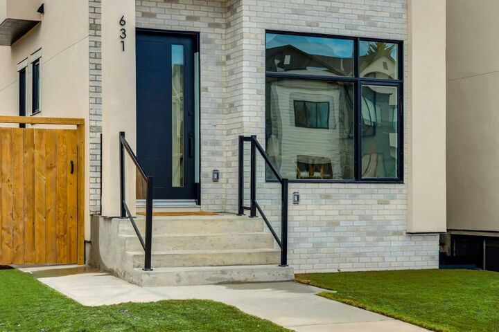 Property Photo: 631 28 Avenue NW AB T2M 2L2