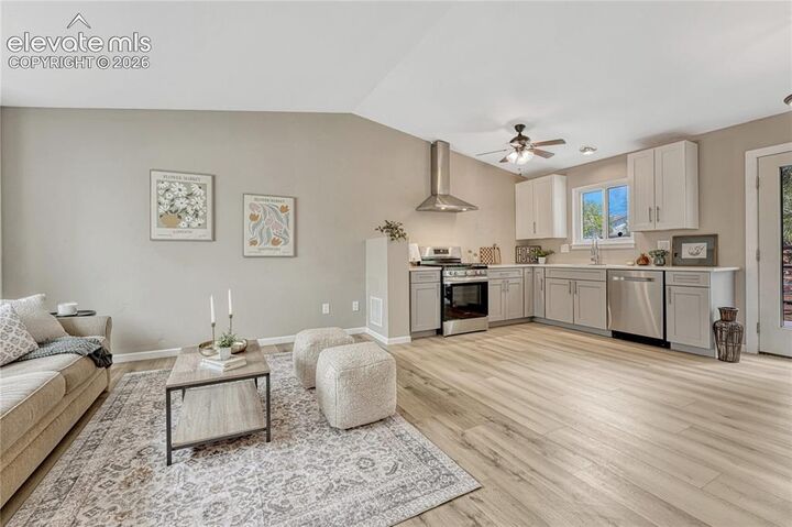 Property Photo:  2265 Bula Drive  CO 80915 