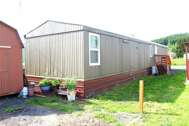 Property Photo:  105  Mills Lane  WA 98531 