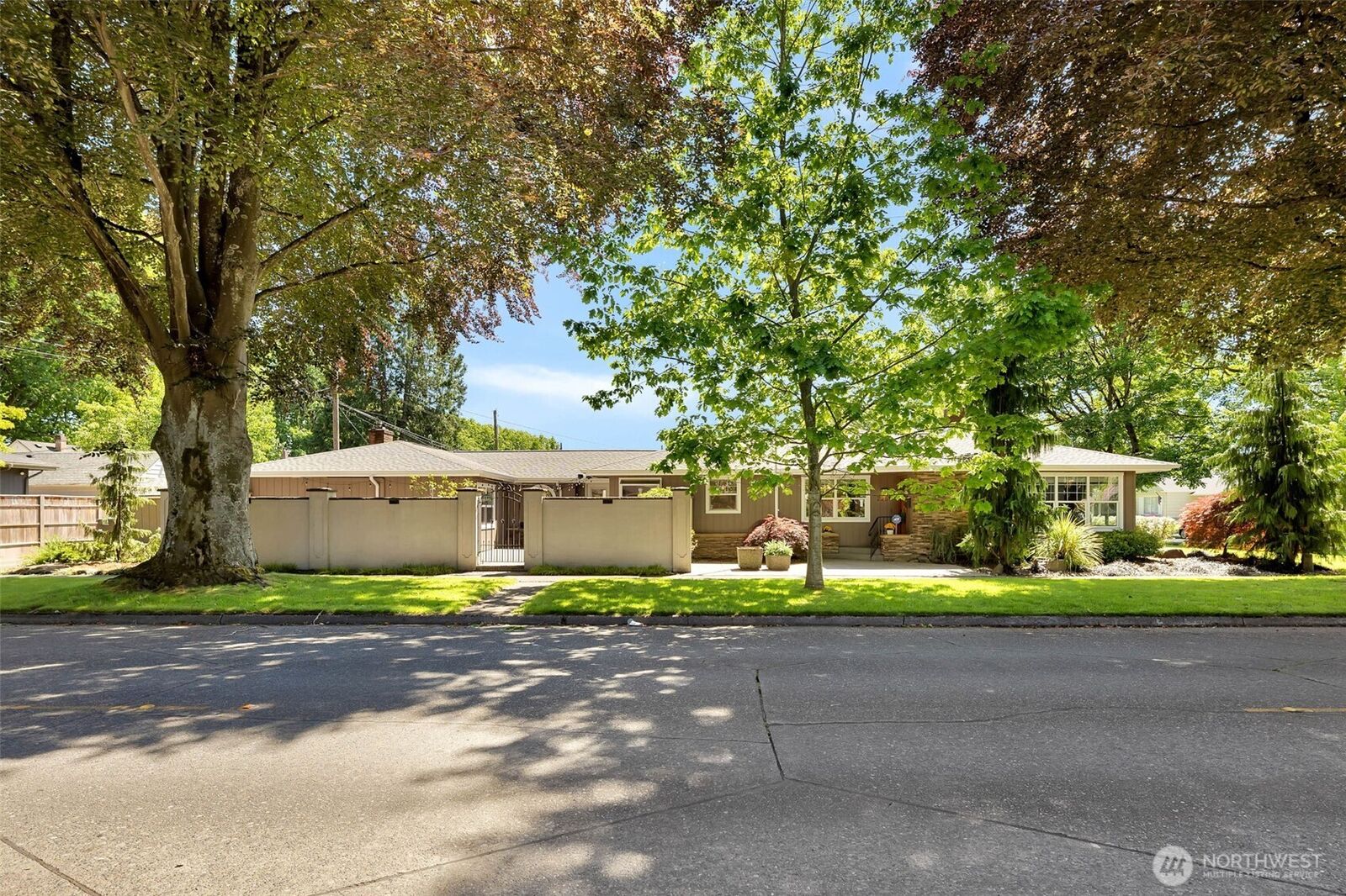 Property Photo: 2251 Louisiana Street WA 98632
