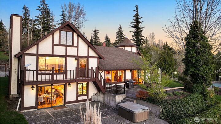 Property Photo: 5225 E North Street WA 98226