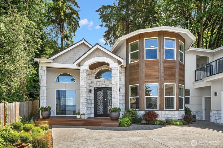 Property Photo: 28104 10th Avenue S WA 98198