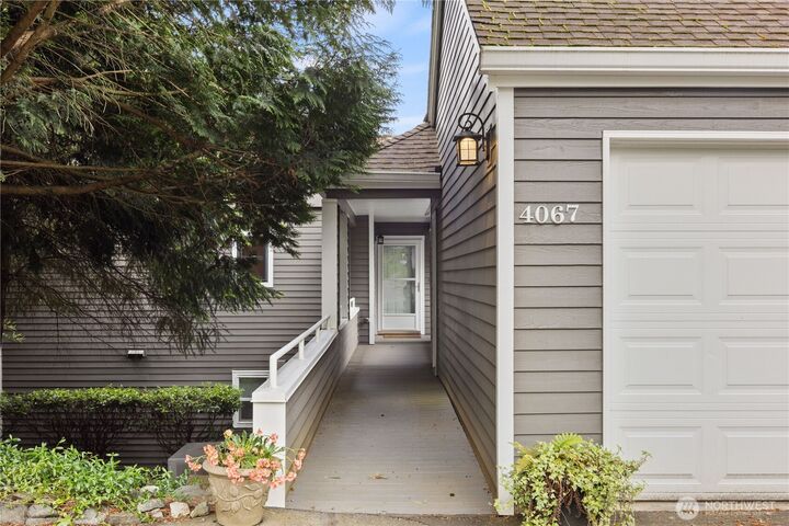Property Photo:  4067  223rd Place SE 2026  WA 98029 