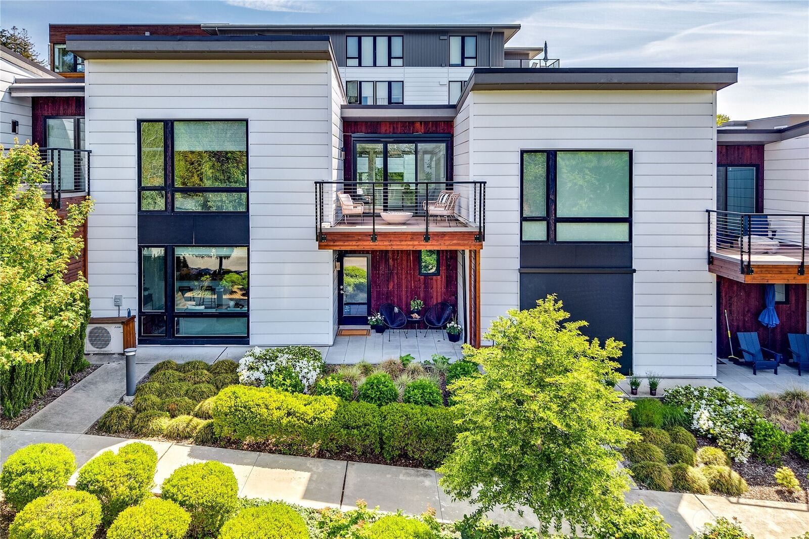 Property Photo: 227 Ebi Lane NE WA 98110