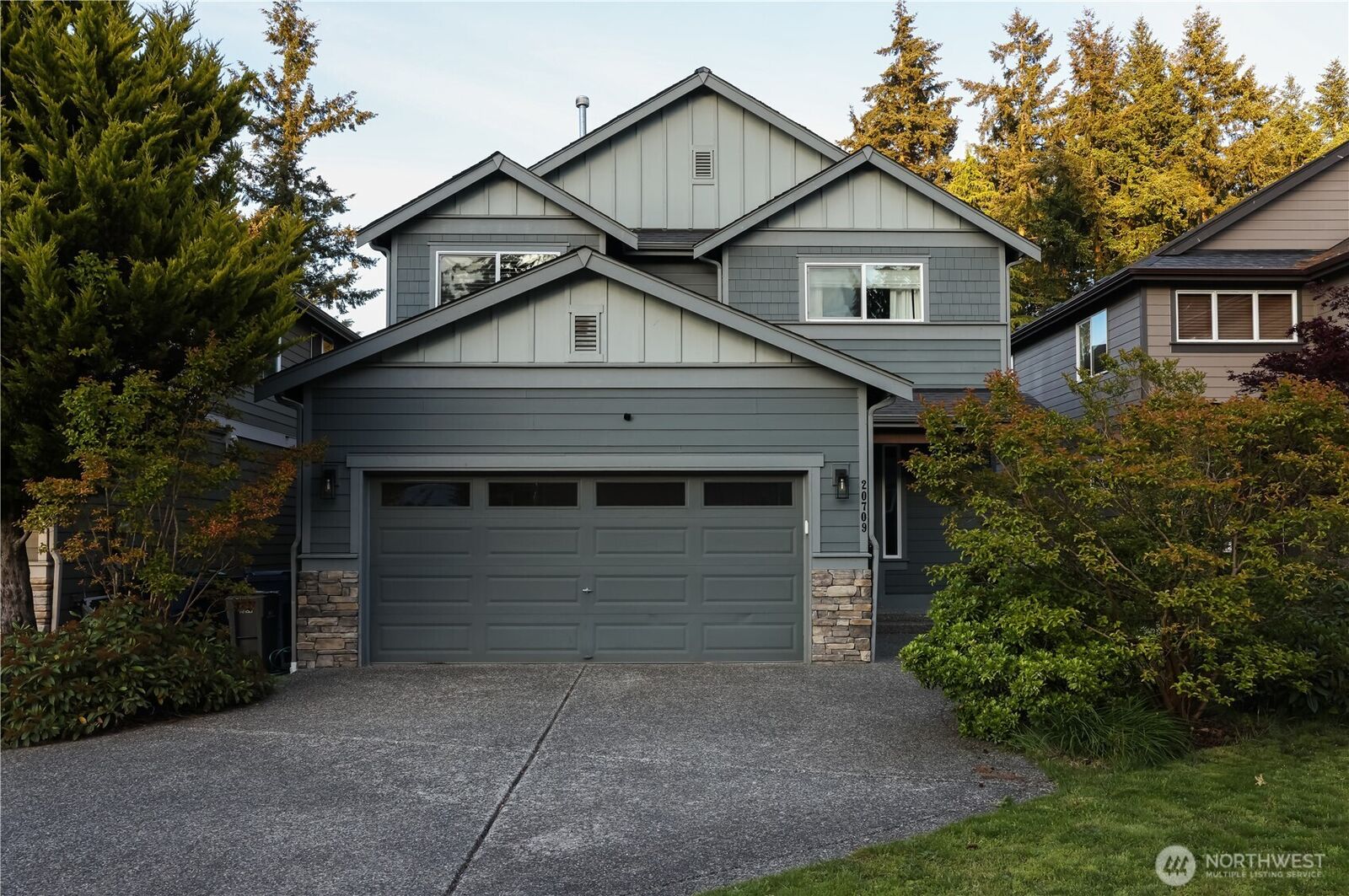 Property Photo: 20709 1st Avenue W WA 98036