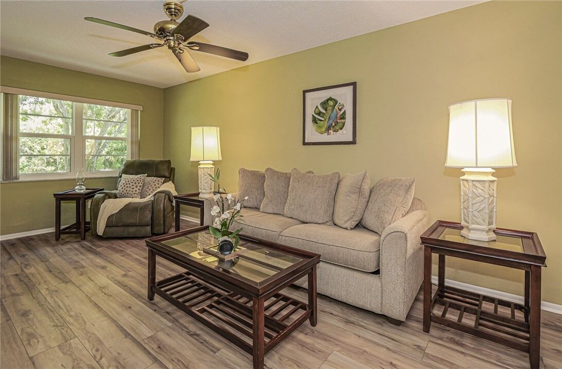 Property Photo:  109 Spring Lake Court 105  FL 32962 