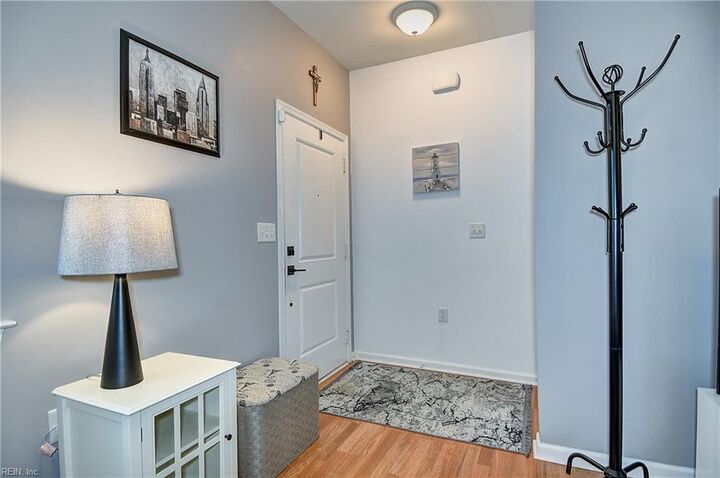 Property Photo: 4341 Farringdon Way VA 23321