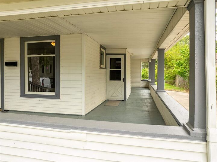 Property Photo:  1125 Hunt Street  IN 47374 