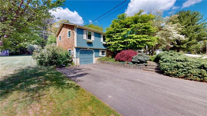Property Photo:  67 Greenwood Road  RI 02852 
