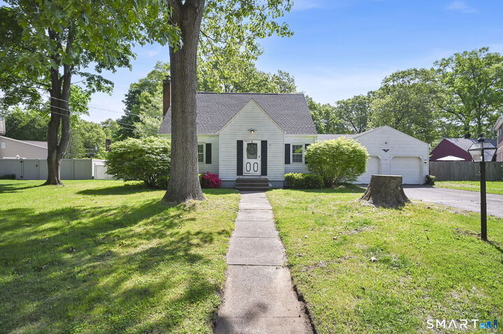Property Photo:  10 Pine Drive  CT 06096 