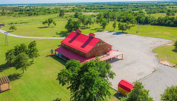 Property Photo:  347599 E 5400 Road  OK 74032 