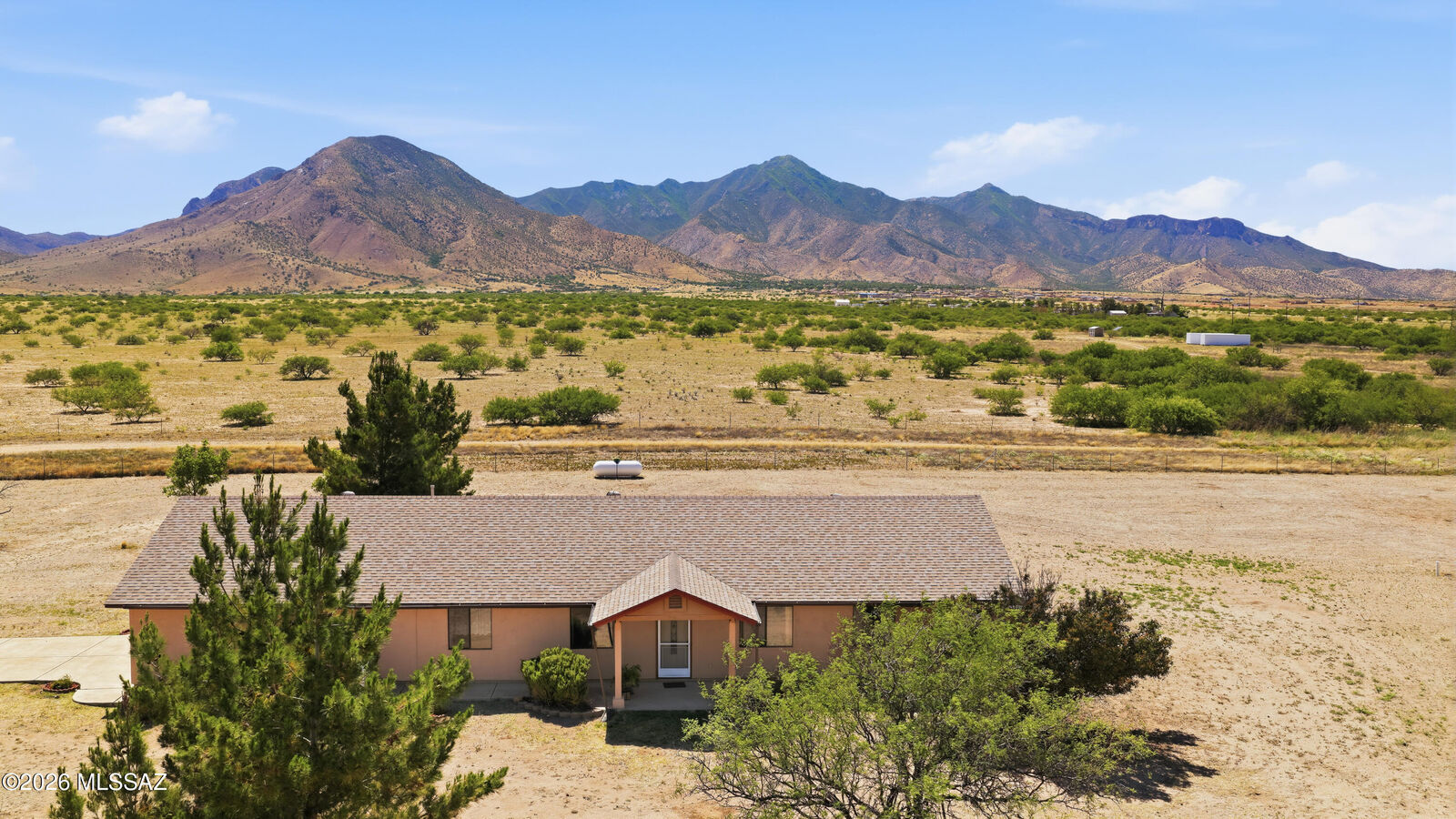 Property Photo: 8011 E Chukar Valley Drive AZ 85615