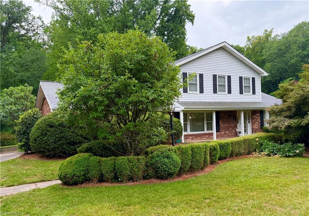 Property Photo: 2628 Wessex Road NC 27106