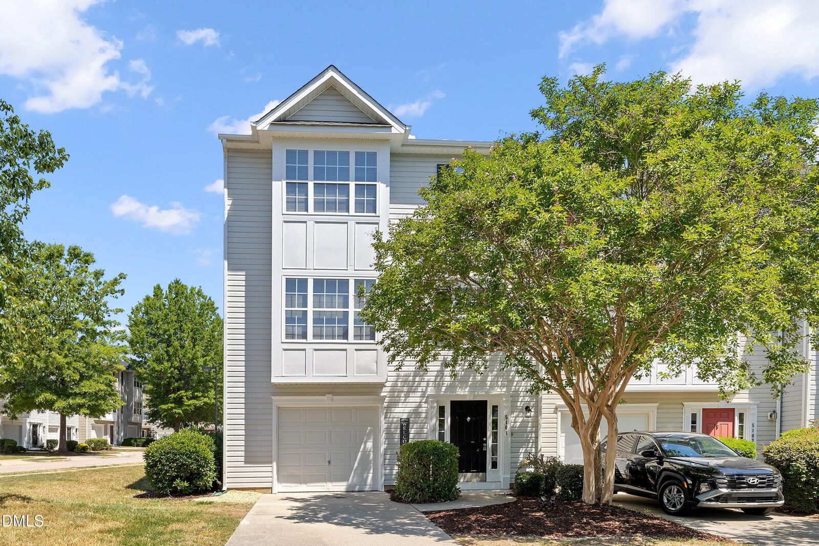 Property Photo:  5101 Neuse Commons Lane  NC 27616 