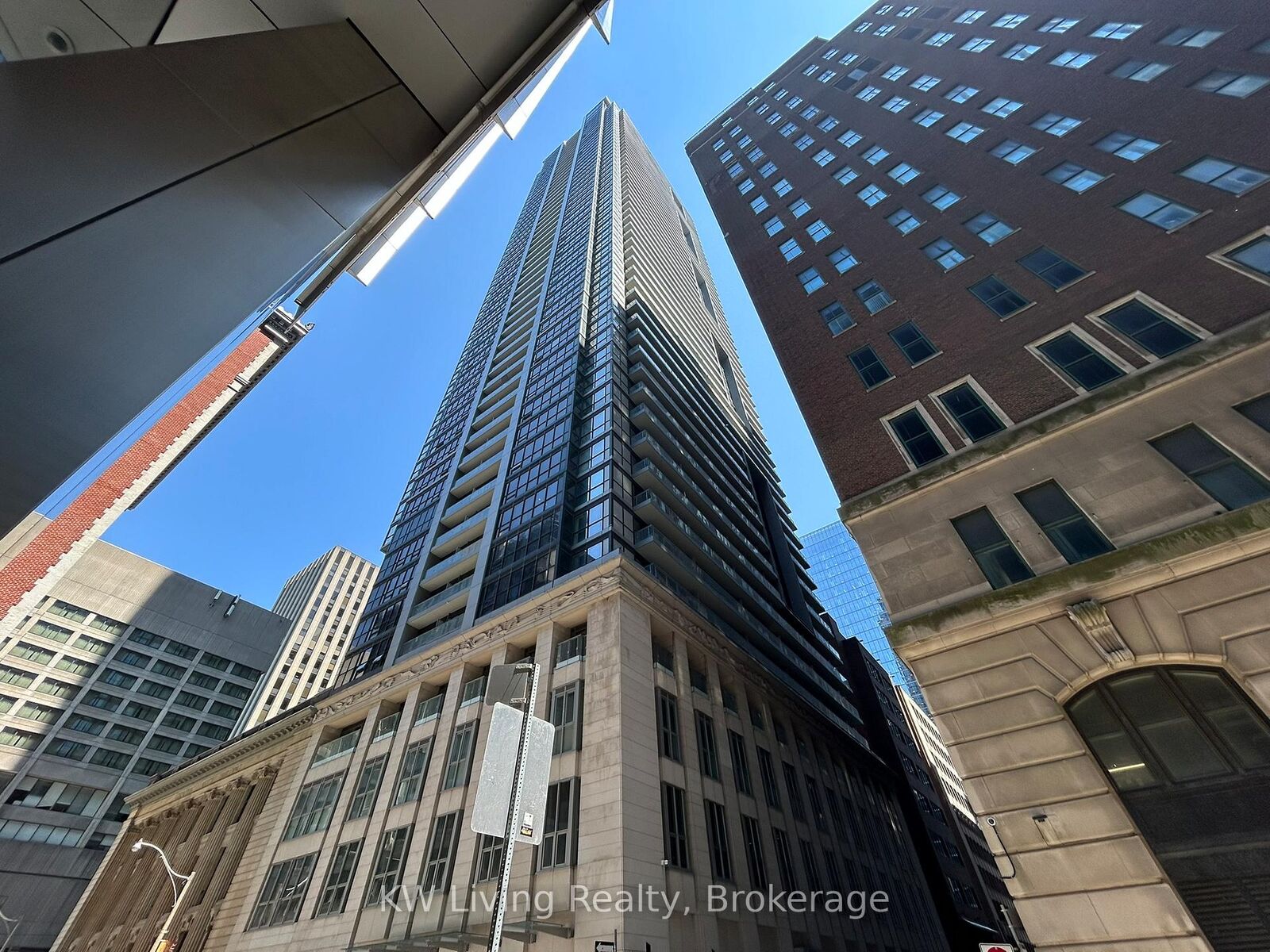 Property Photo: 70 Temperance Street 2708 ON M5H 0B1