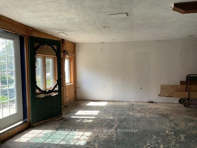 Property Photo: 3044 Gelert Road ON K0M 2K0