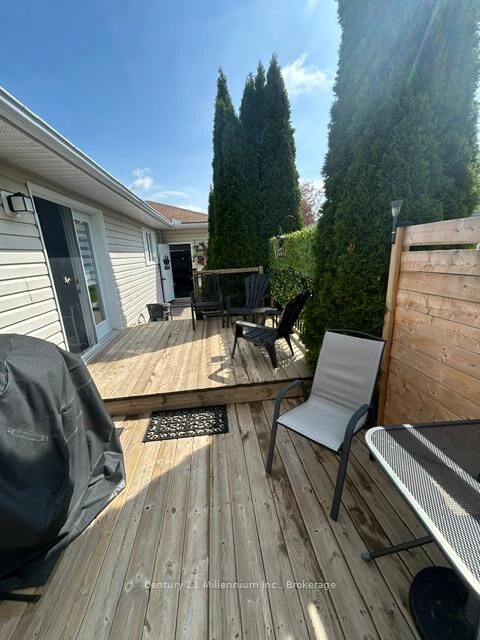 8 Kentucky Avenue — photo 1