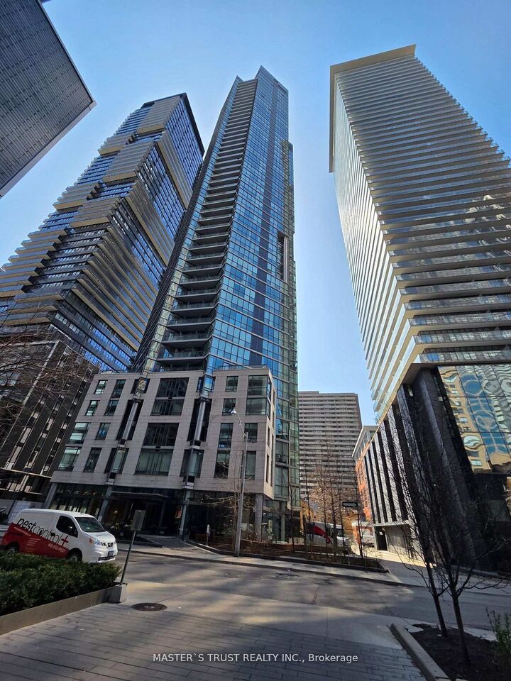 45 Charles Street S 310 — photo 1