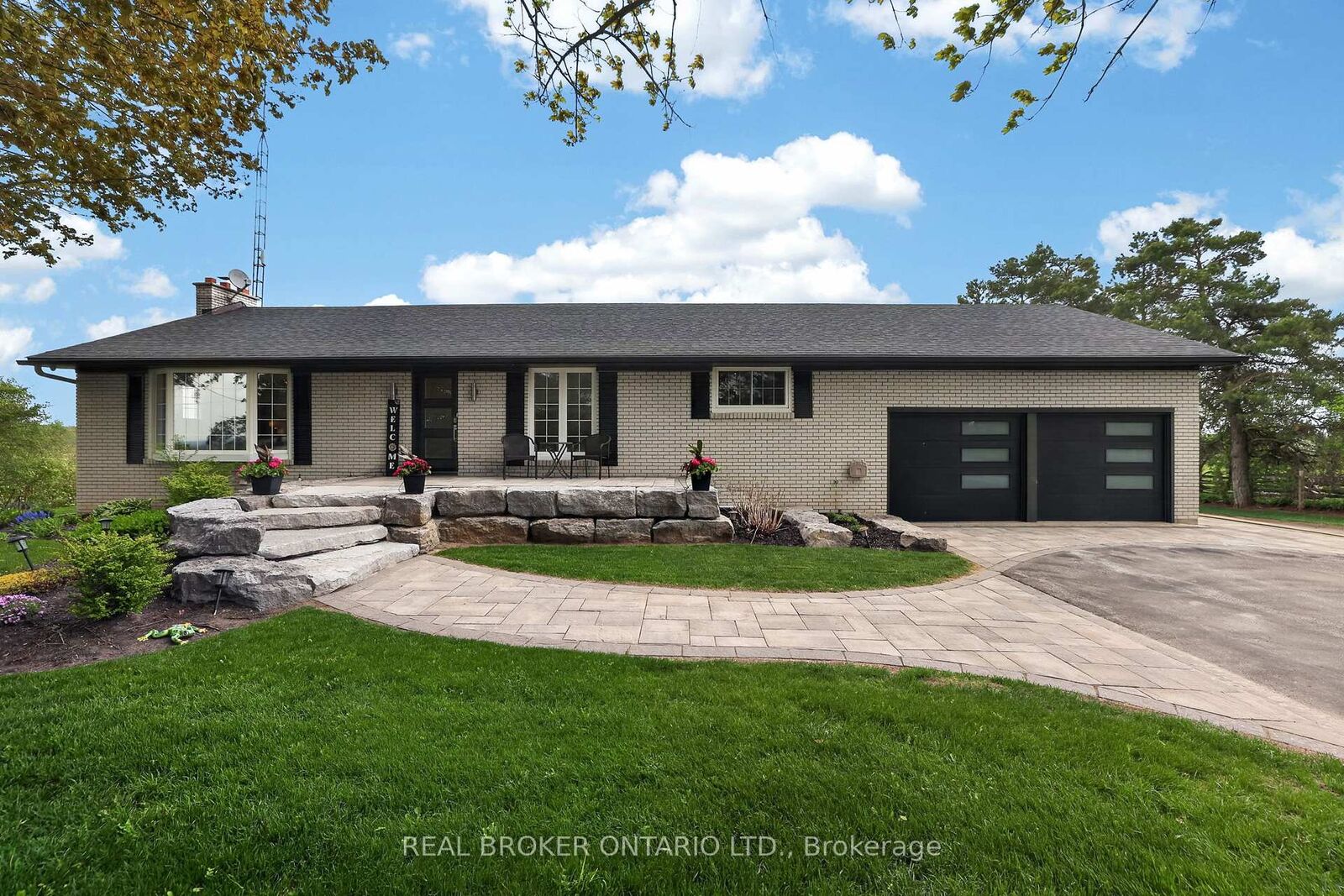 Property Photo: 22213 Catering Road ON L0G 1R0