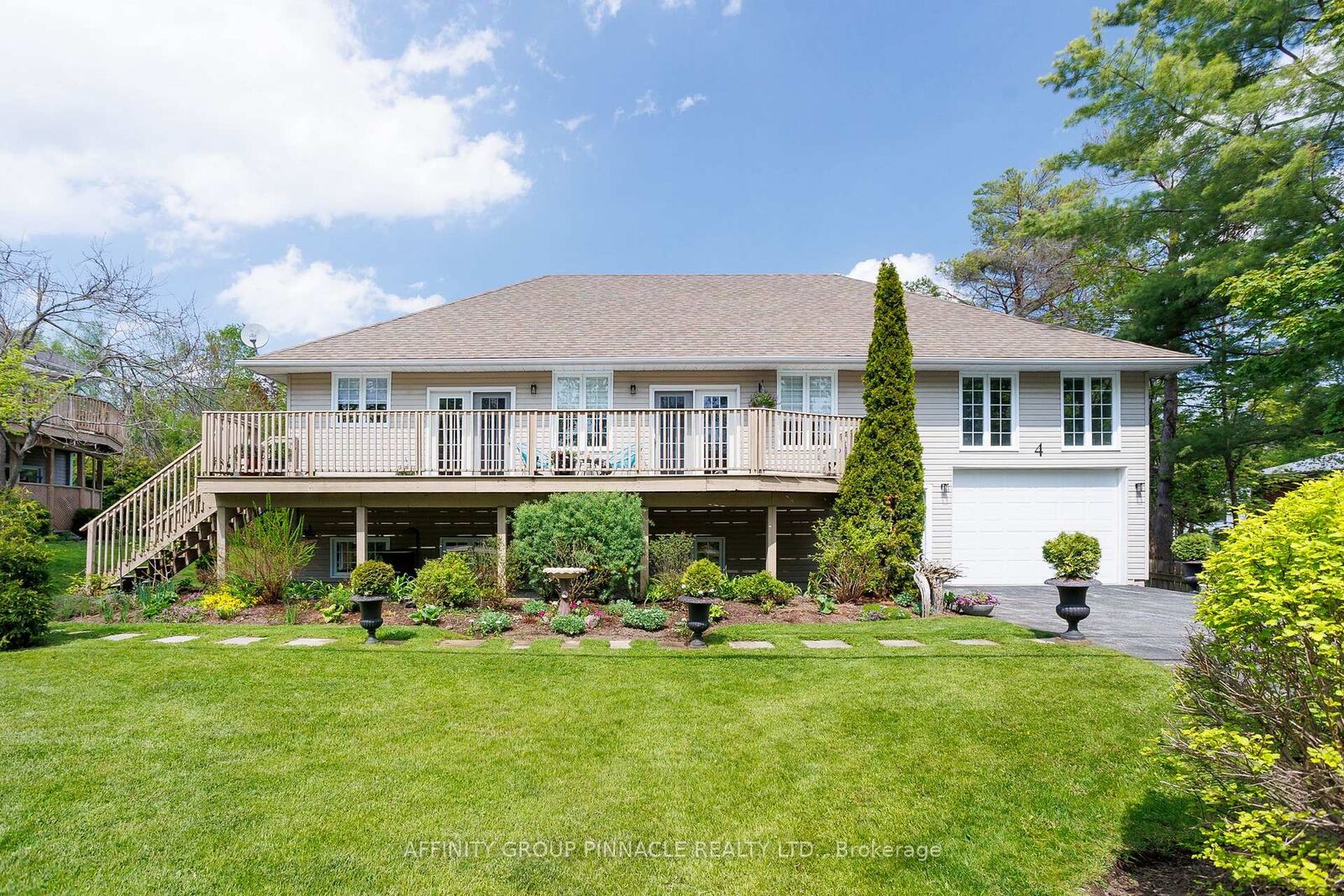 Property Photo: 4 Head Street ON K0M 1N0