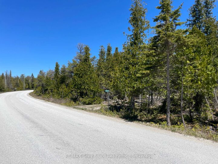 1035 Dorcas Bay Road — photo 1