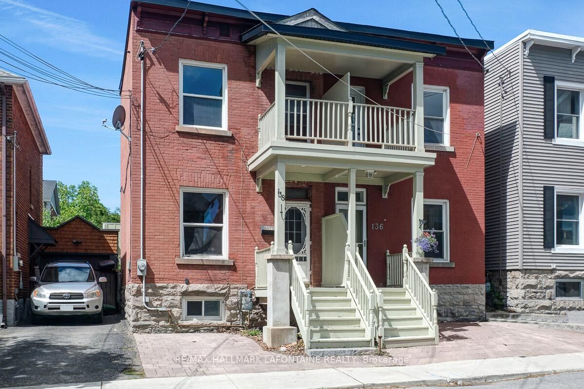 Property Photo: 138 Concord Street S ON K1S 0Z4