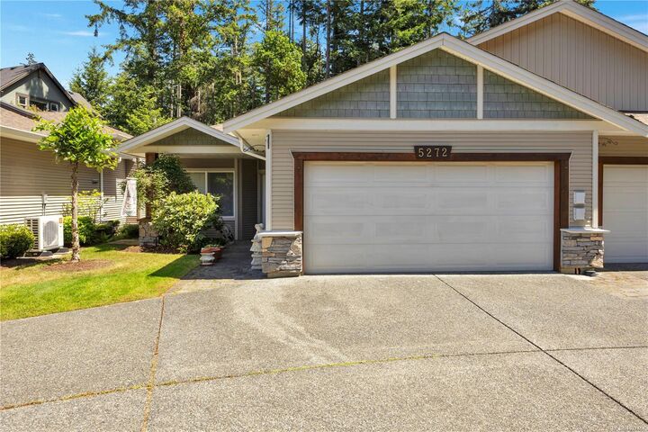 Property Photo: 5272 Nelsonwoods Pl BC V9T 6R4