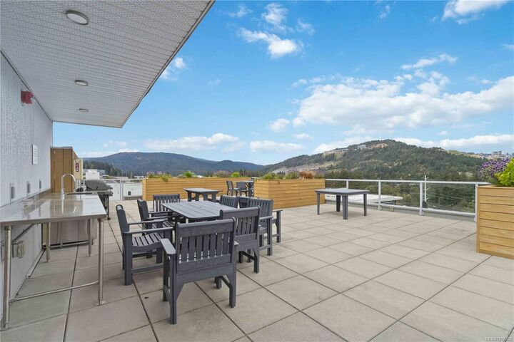 Property Photo:  1311 Lakepoint Way 408  BC V9B 0S2 
