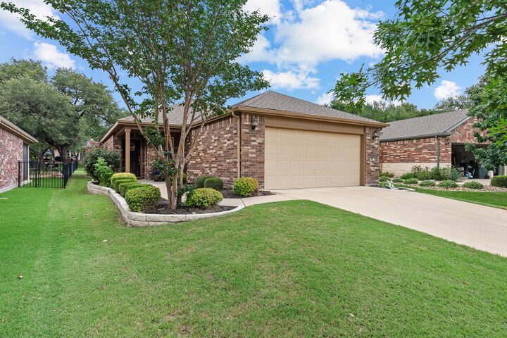 Property Photo:  605 Chambers Creek Court  TX 78633 