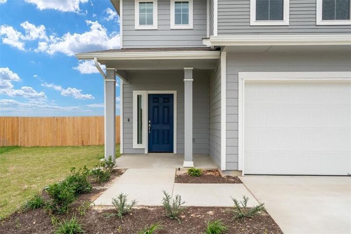 Property Photo:  131 Hidden Branch Cove  TX 78656 