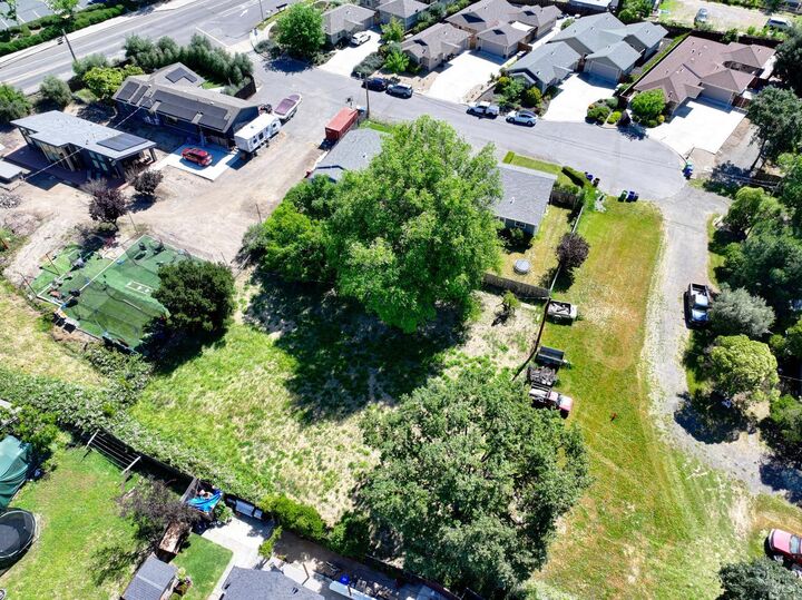Property Photo:  1005 1015 Little Street  CA 94558 