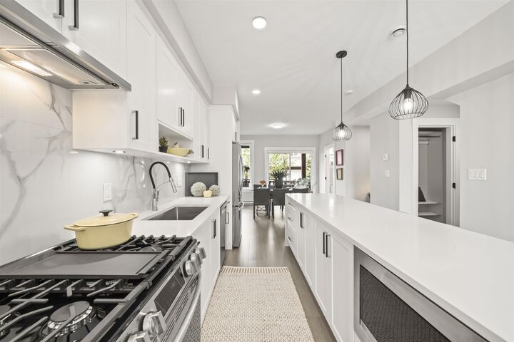 Property Photo: 17155 79A Avenue 1 BC V4N 0E5