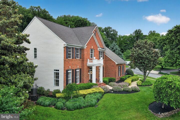 Property Photo:  9 Sewall Court  MD 21037 