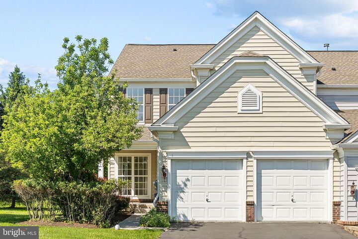 Property Photo:  1 Redtail Court 102  PA 19382 