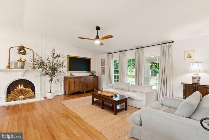 Property Photo: 8446 Porter Lane VA 22308