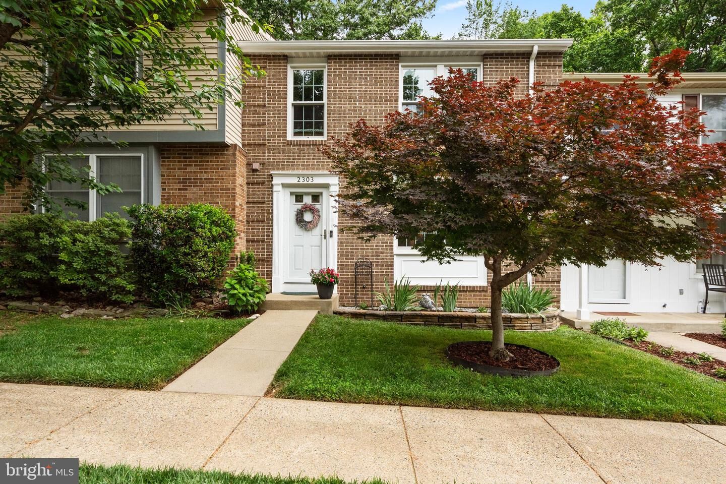 Property Photo:  2303 Middle Creek Lane  VA 20191 