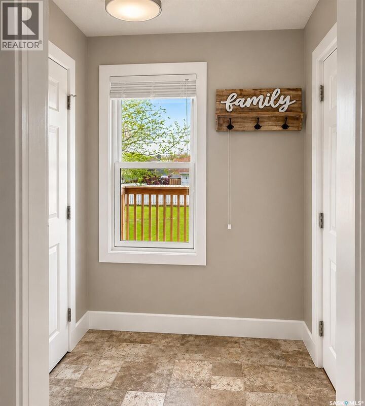 Property Photo: 208 4th Avenue W SK S0J 2E0