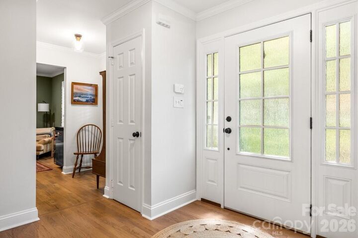 Property Photo: 7814 Bradenton Drive NC 28210