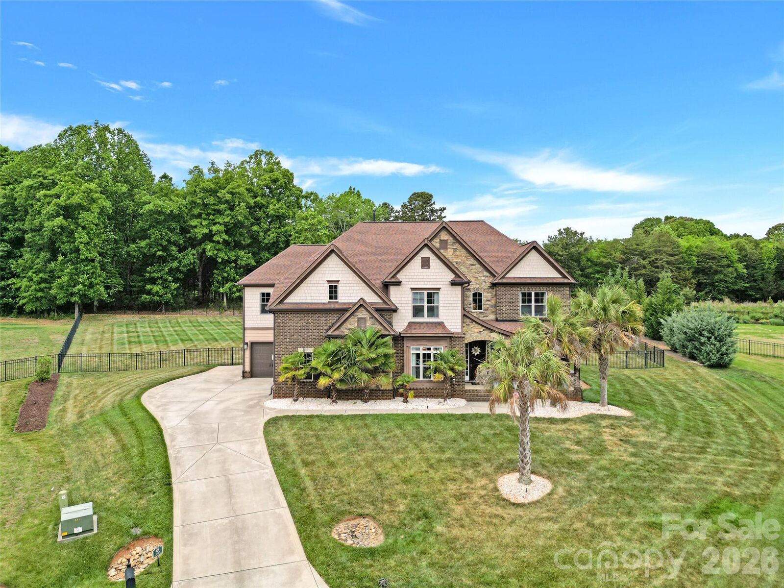 Property Photo:  125 Leeward Shoals Lane  NC 28117 