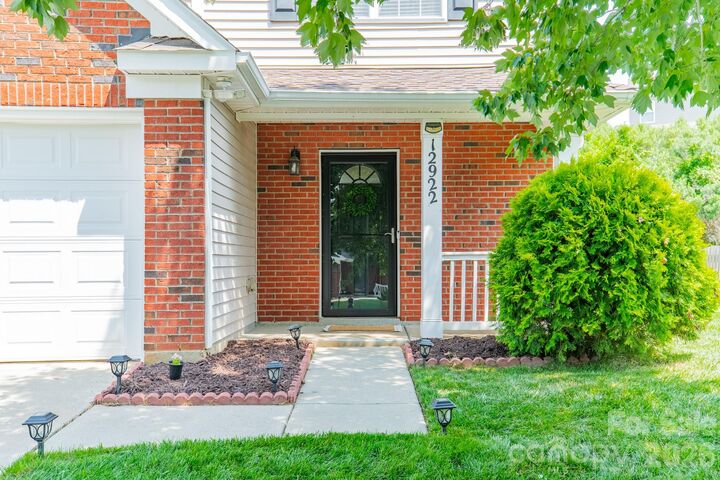 Property Photo:  12922 Rothe House Road  NC 28273 