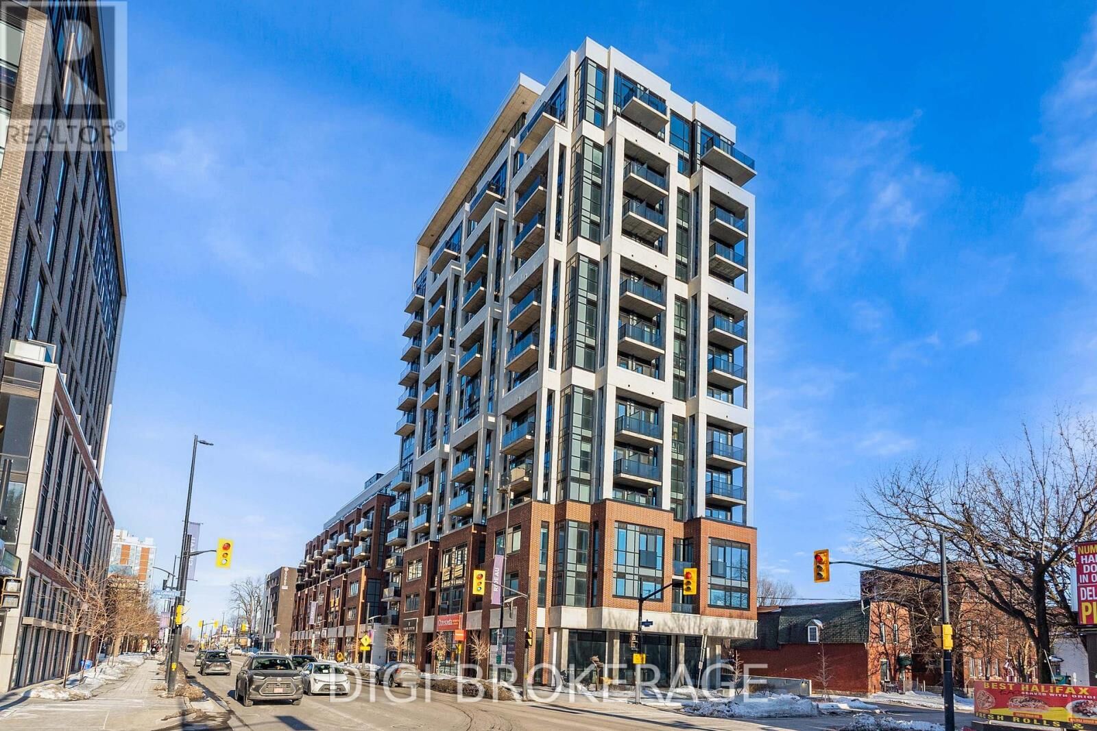 Property Photo:  560 Rideau Street 303  ON K1N 5Z8 