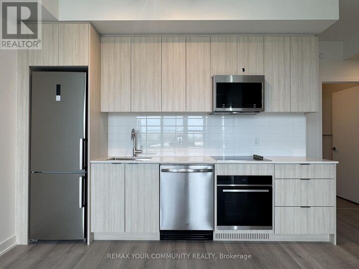 Property Photo:  20 Deans Drive 429  ON M1L 0J7 