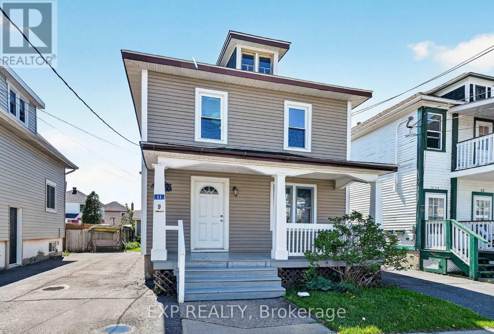 Property Photo:  9-11 Millville Avenue  ON K6H 4K5 