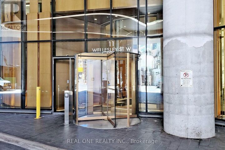 Property Photo: 11 Wellesley Street West 5407 ON M4Y 0G4