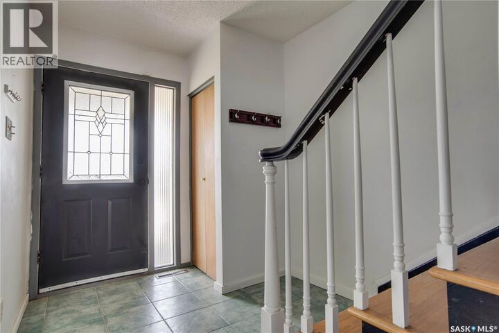 Property Photo:  3017 Taylor Street E  SK S7H 1X4 