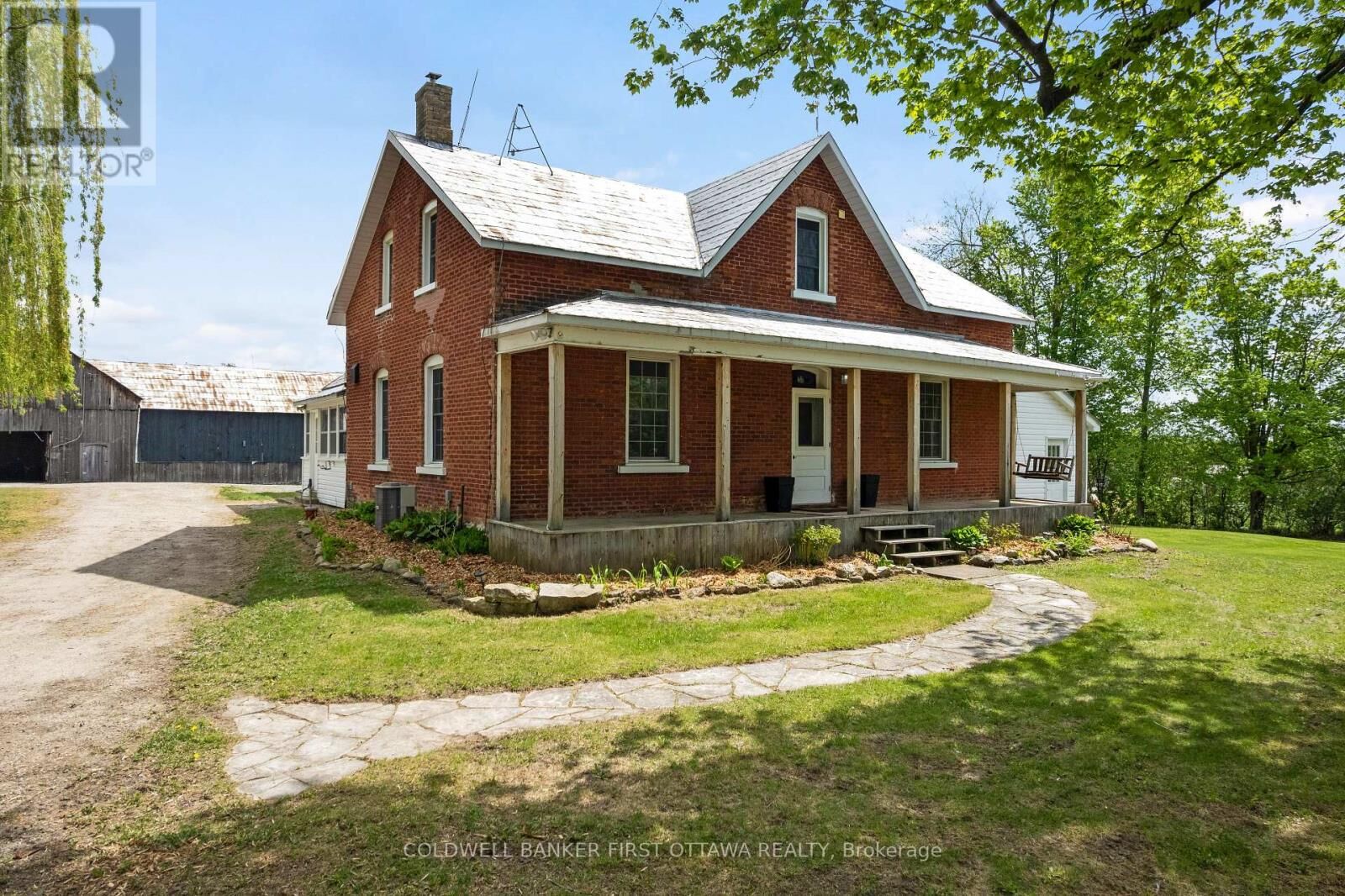 Property Photo:  898 Highway 511  ON K7H 3C9 